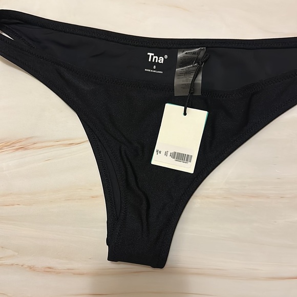 Aritzia Babaton TNA bikini set - Picture 2 of 4